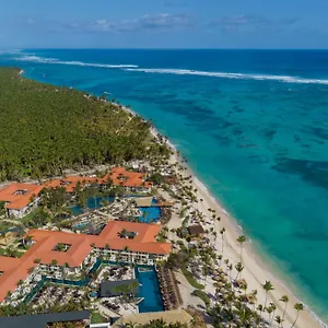 https://dreams-flora-punta-cana-resort-spa.comcaribbean.com